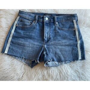 BANANA REPUBLIC Mid Rise 3" Denim Jean Shorts Womens 29 Blue Raw Frayed Hem